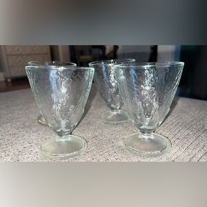 ‼️SOLD‼️Vintage Glasses - Set of 4